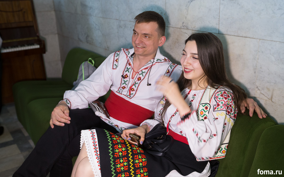 «Разрушить официоз»: в городе детства спели о Боге и надежде